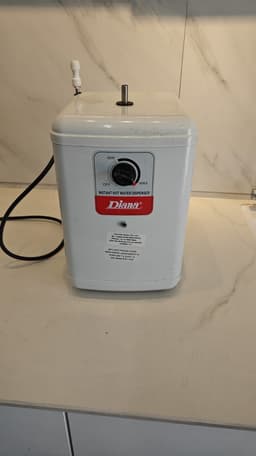 מערכת תת כיורית