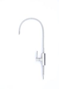 ברז מזיגה ראש קפיץ מתכוונן.